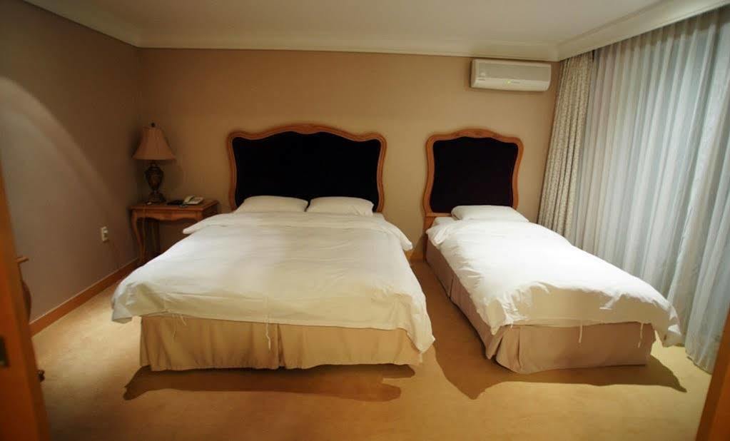 Lake Hills Jeju Resort Seogwipo Luaran gambar